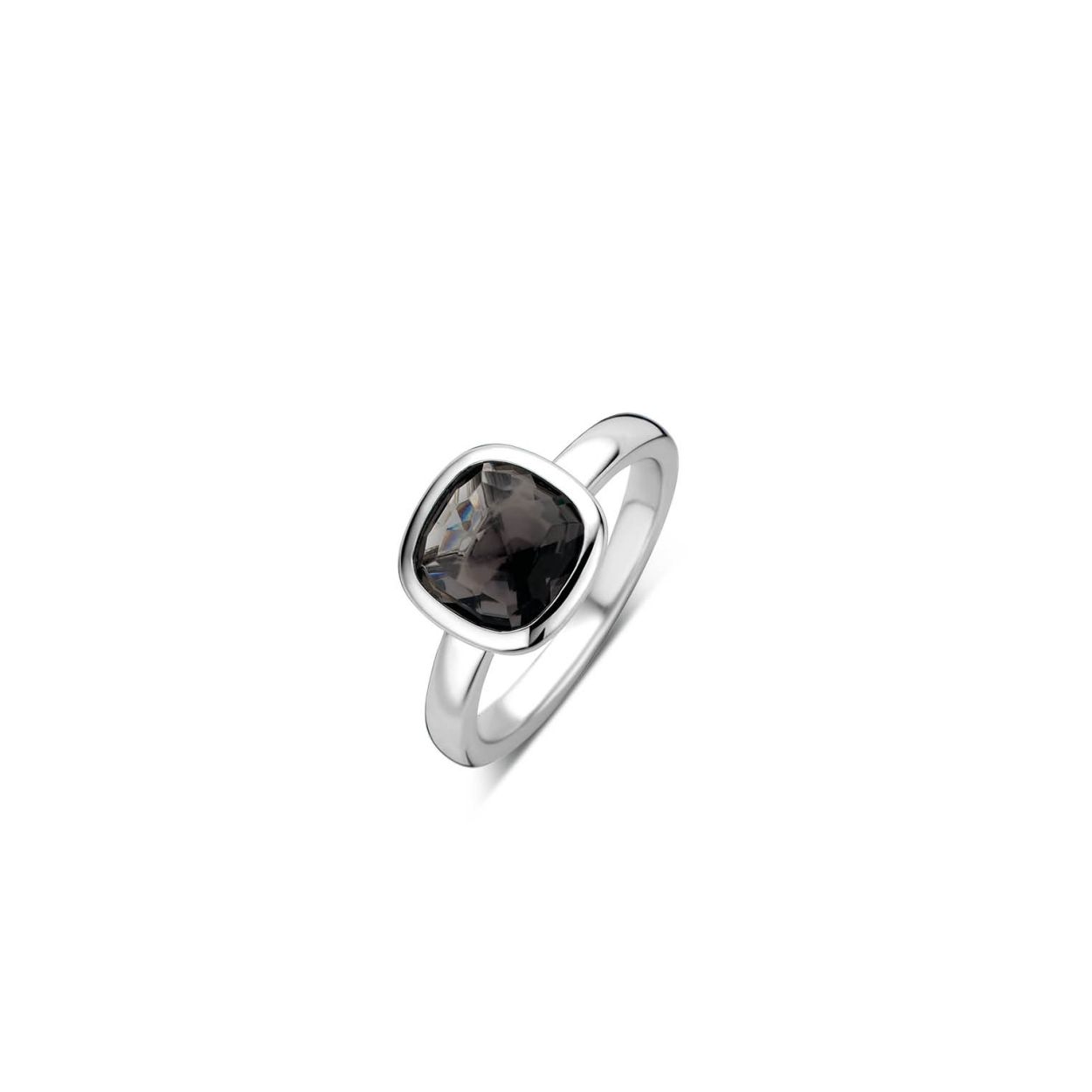 Een grijsblauwe gefacetteerde steen is het middelpunt van deze zilveren TI SENTO - Milano 12175GB ring. Ze heeft een verfijnde houding en die 10% edge. Draag haar alleen en laat haar stralen of combineer haar met andere ringen.

De TI SENTO - Milano Ring 12175GB is gemaakt van Zilver . De kleurstelling van deze ring is Grijsblauw. Alle TI SENTO - Milano producten worden geleverd in een luxe geschenkverpakking.