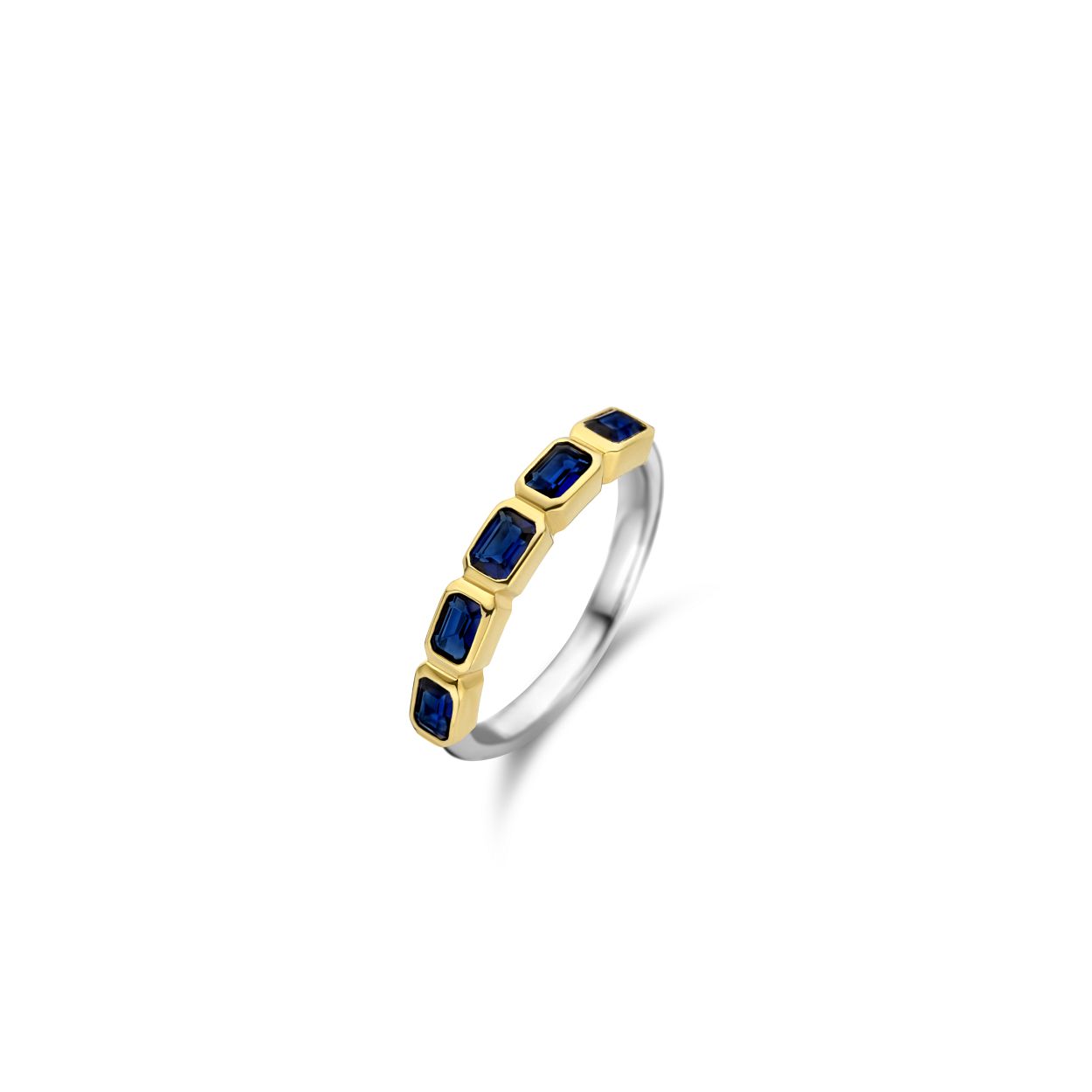 Dit is een ring van het merk Ti Sento Milano.