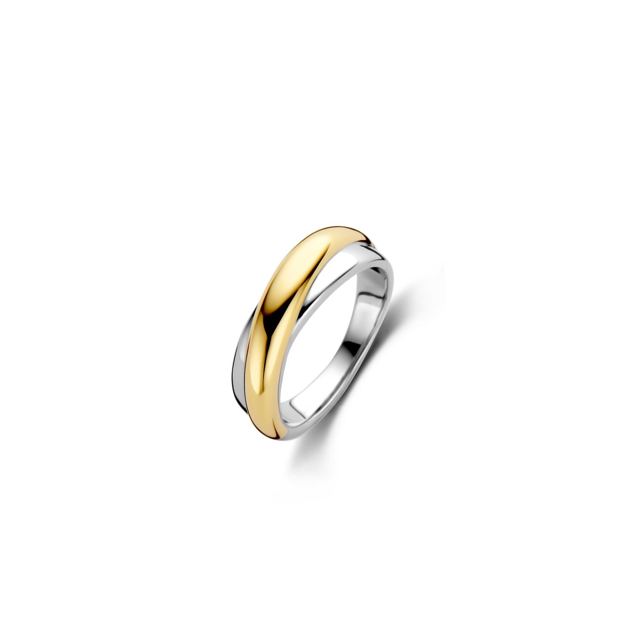 Deze TI SENTO – Milano gold-plated zilveren ring 12281SY bestaat uit twee sierlijke banden, waarvan een in zilver en de ander gold-plated. De ring is gemaakt van 925 sterling zilver en gecoat met een stevige laag rhodium om het materiaal te beschermen en de glans te behouden. De gold-plated band is plated met 18k geelgoud. Dit speelse en verfijnde design geeft elke outfit een upgrade.

De TI SENTO - Milano Ring 12281SY is gemaakt van Zilver platina verguld. De kleurstelling van deze ring is Zilver geel verguld. Alle TI SENTO - Milano producten worden geleverd in een luxe geschenkverpakking.

