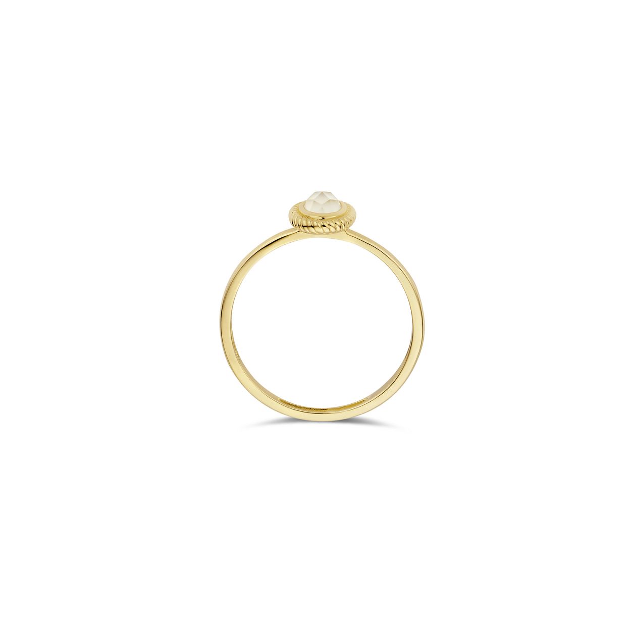 Blush Jewels worden met zorg, liefde en oog voor detail gemaakt van 14 karaat goud.
Classic elegance. Deze 14 karaat geelgouden Blush ring 1239YMQ is uitgevoerd in glanzend gepolijst geelgoud met een touwtjesmotief rondom een ovale steen, een doublette van Mother of Pearl met Rock Crystal van ? mm.. Solitair gedragen zorgt de ring voor een elegant-vrouwelijke uitstraling. Voor een vrouwelijk-geraffineerd effect draag je deze ? millimeter brede ring gecombineerd met meerdere Blush ringen, als aanschuifring.
Een goed gekozen Blush juweel zorgt altijd voor een glimlach en het heerlijke gevoel geliefd te zijn. From the heart and made to last, het perfecte cadeau.
Blush Jewels worden geleverd in een Blush cadeauverpakking.
Let your heart glow - Wear your Blush