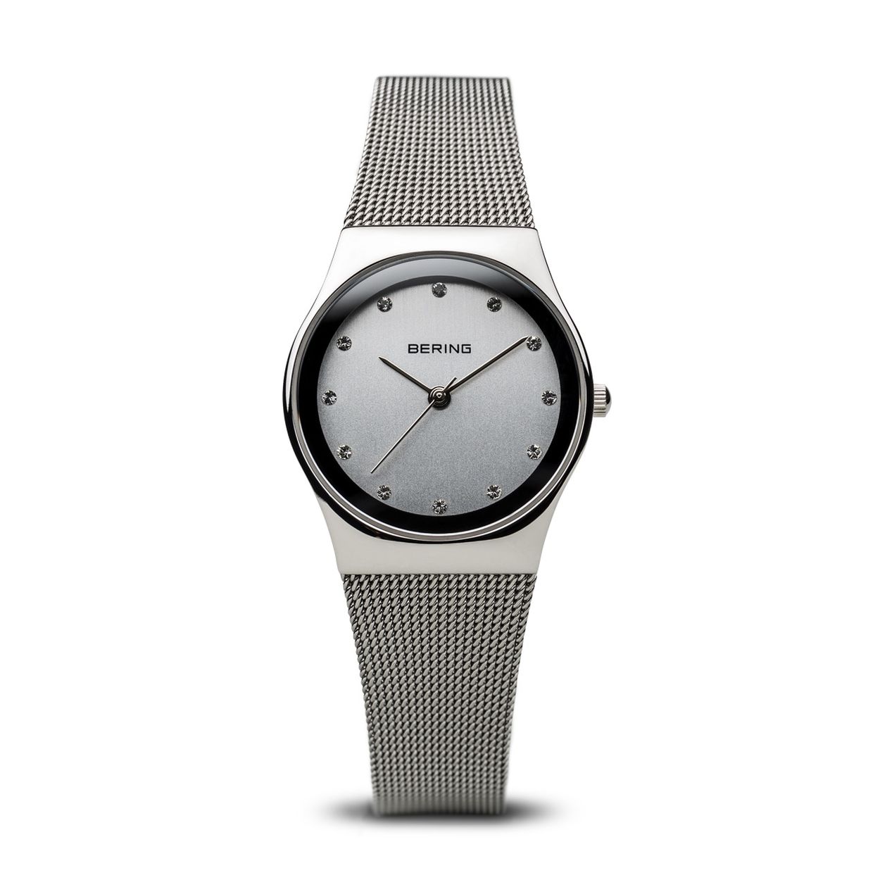 Dit Bering horloge heeft een prachtige klassieke uitstraling. Het horloge is gemaakt van edelstaal en wordt gedragen door dames.