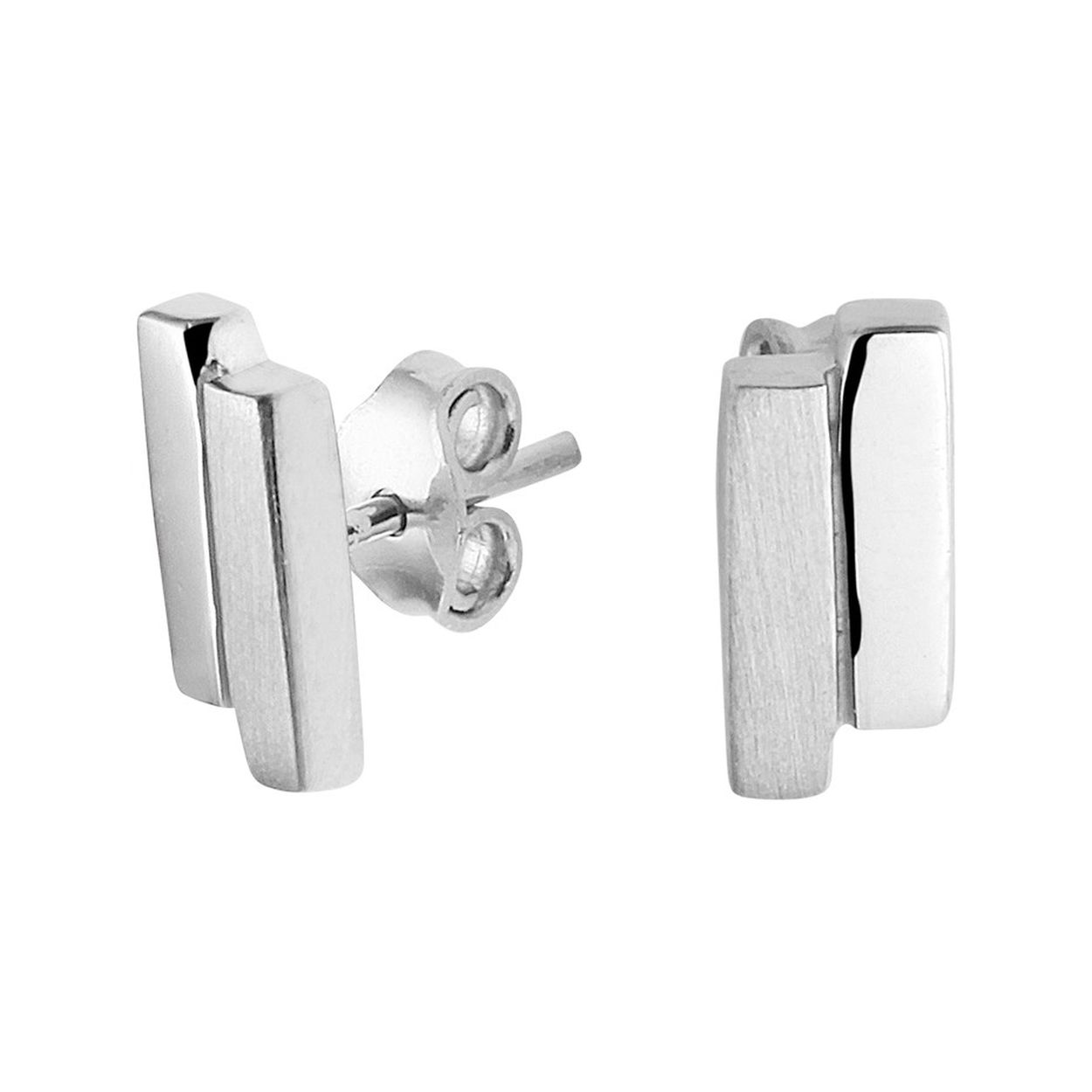 Gerhodineerd zilveren oorknoppen met een poli/matte afwerking. De oorknoppen hebben een afmeting van 10.3x4.7mm. Info: Gerhodineerd zilver is door de rhodiumlaag beter bestand tegen verkleuren en krassen.