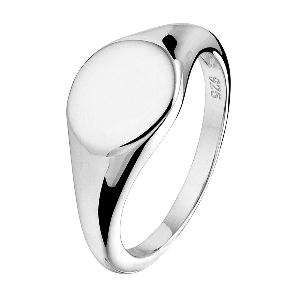 Gerhodineerd zilveren graveerring met een breedte van 8.5mm. De ring geeft je look direct een chique uitstraling. Info: Gerhodineerd zilver is door de rhodiumlaag beter bestand tegen verkleuren en krassen.