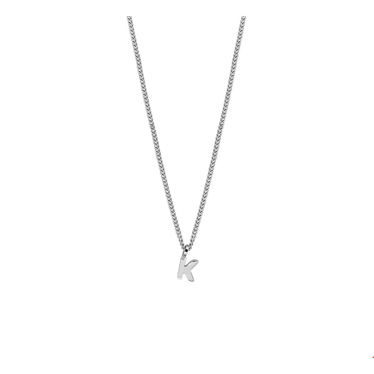 Gerhodineerd zilveren collier met de letter K. Het collier heeft een draaglengte van 41cm en een extensie van 5cm, uitgevoerd met een stevige karabijn sluiting. De hanger heeft een hoogte van 7.5mm en een breedte van 4mm. Tip: Geef dit persoonlijke collier cadeau aan een dierbare of geliefde.