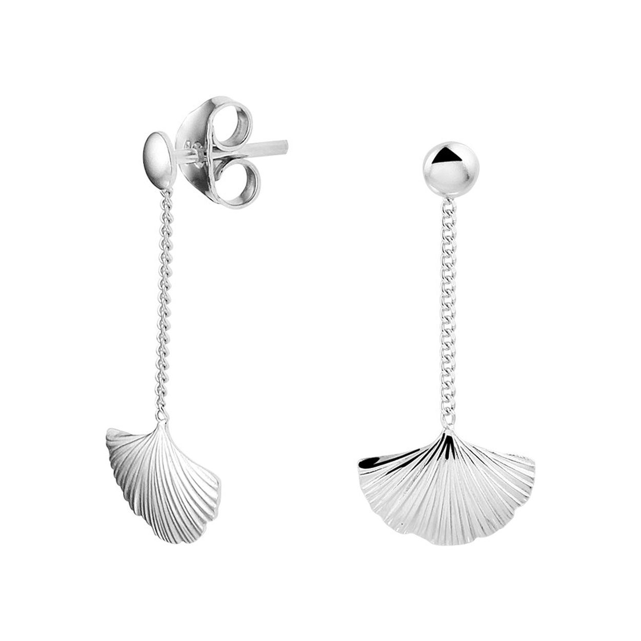 Gerhodineerd zilveren oorhangers uitgevoerd met een ginkgo blad van 9x11.5mm. Info: Gerhodineerd zilver is door de rhodiumlaag beter bestand tegen verkleuren en krassen.