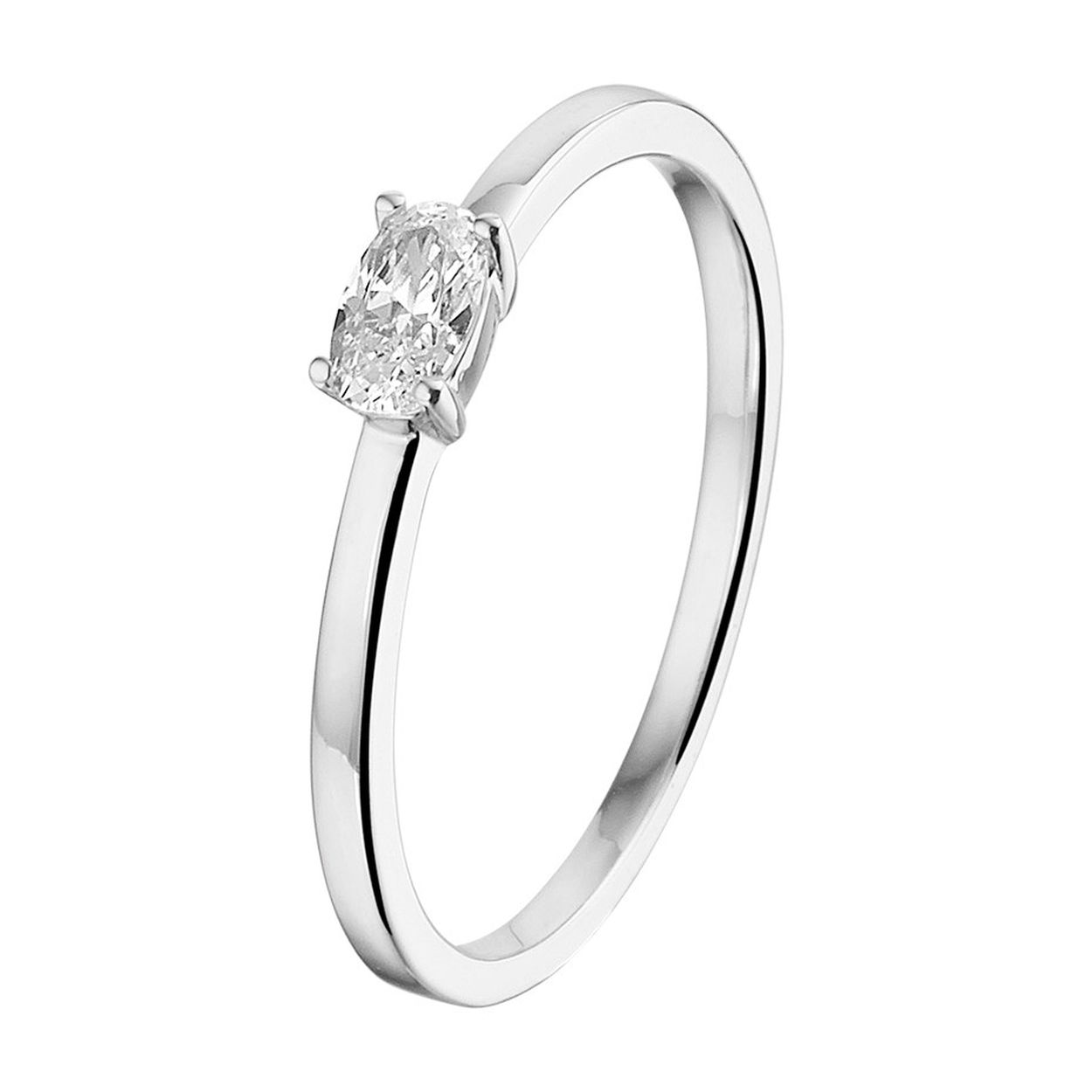 Gerhodineerd 925 zilveren ring uitgevoerd met een schitterende zirkonia. De ring heeft een breedte van 3mm.