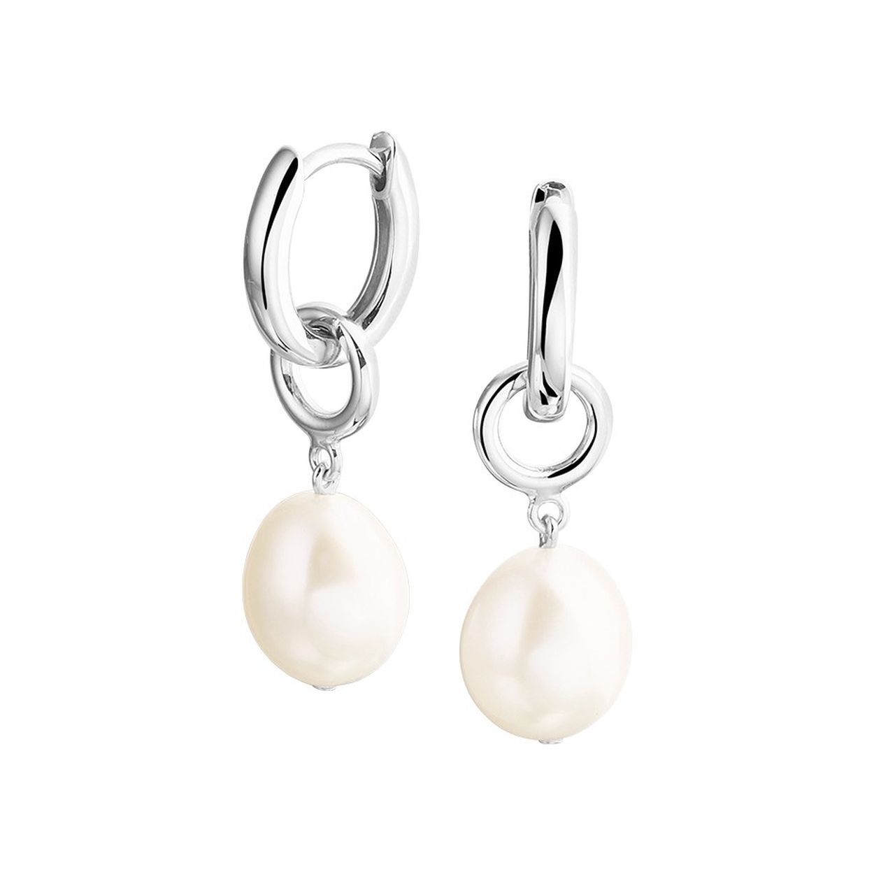 Gerhodineerd 925 zilveren klapoorringen uitgevoerd met een witte zoetwaterparel. De oorringen hebben een totale hoogte van 3cm. De parel heeft een afmeting van 11.5x9.5mm.