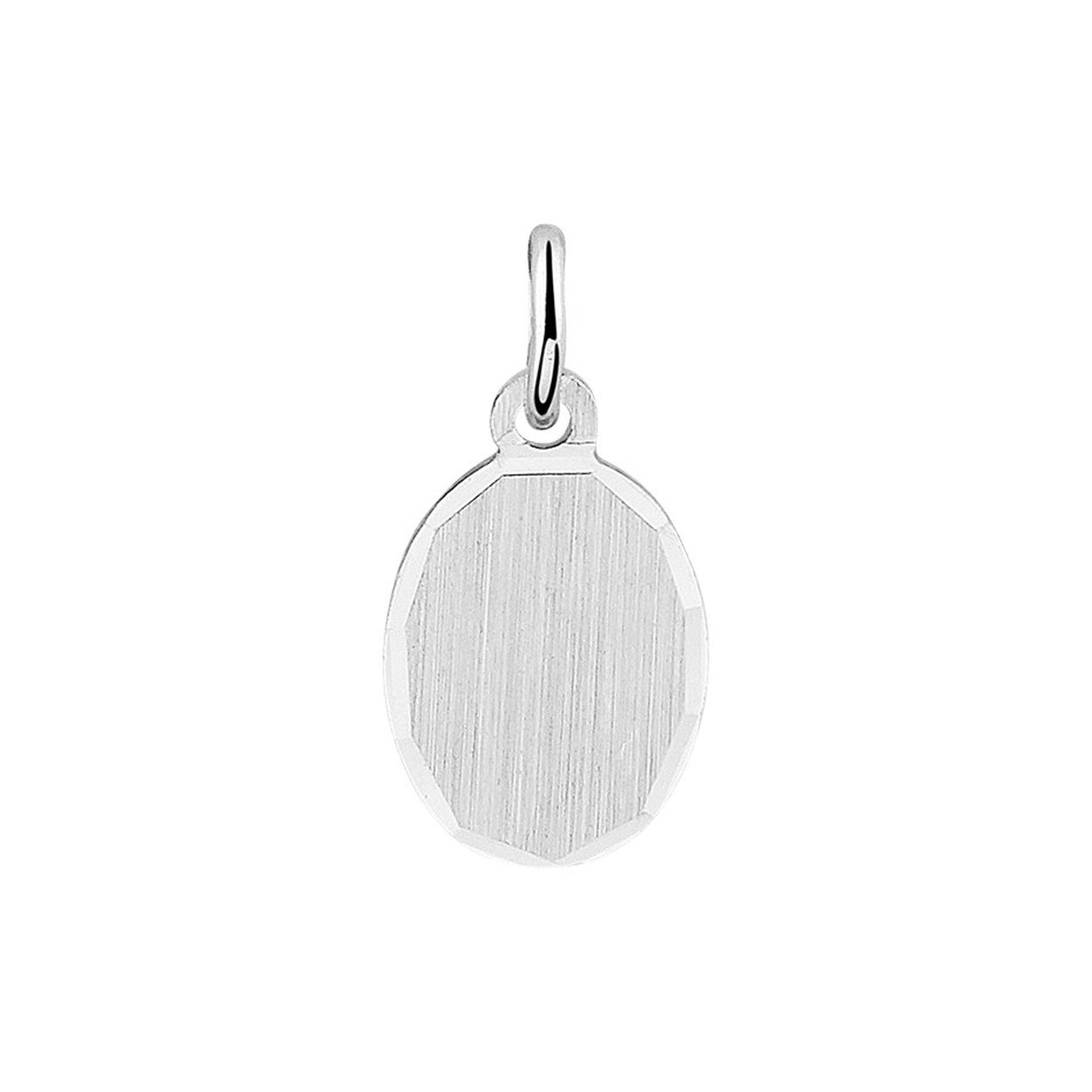 Gerhodineerd 925 zilveren ovale graveerhanger met een mat/gediamanteerde afwerking. De hanger heeft een totale hoogte van 1.4cm en een breedte van 7.5mm.
