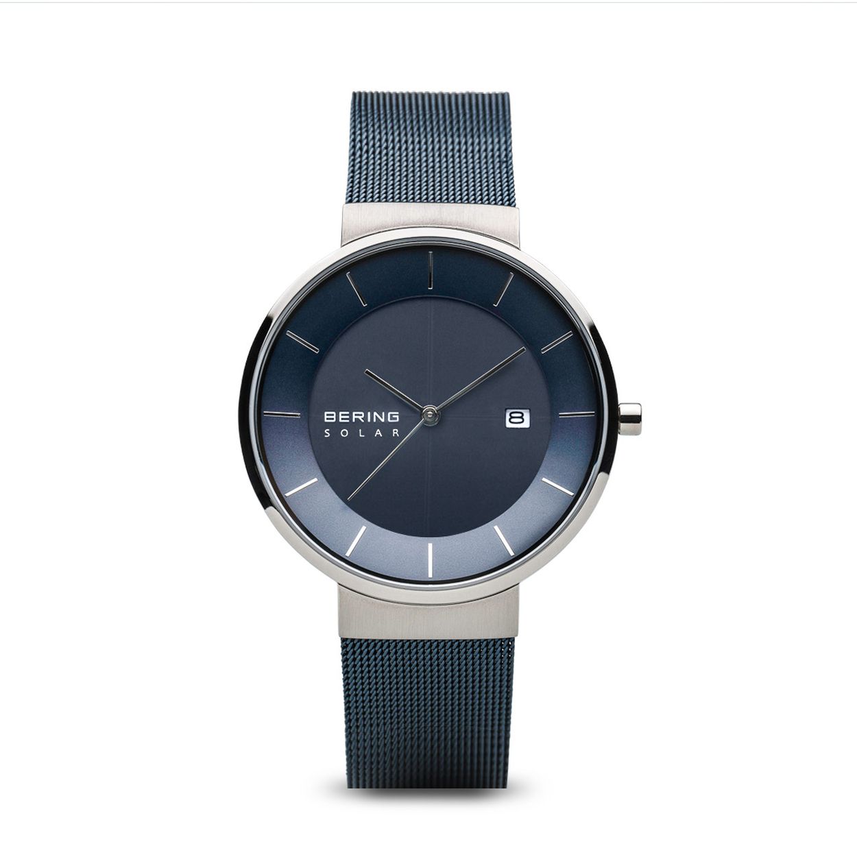 Dit prachtige horloge van Bering werkt op zonnenenergie en wordt gedragen door heren