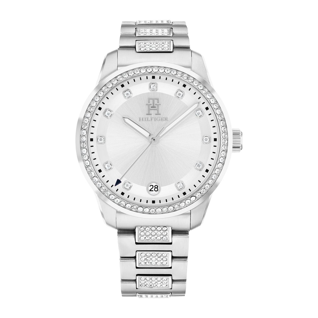 Dit product, de TOMMY HILFIGER horloge met modelnummer 1782757, is een stijlvol polshorloge. Perfect voor dagelijks gebruik, het benadrukt je modegevoel en klasse. Draag het met casual of formele outfits voor een elegante uitstraling. Combineer met armbanden voor een gelaagde look. Een must-have accessoire voor elke moderne garderobe.