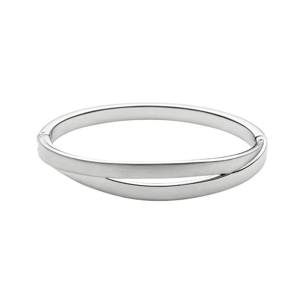 Dit ontwerp is Simply Skagen in zijn eenvoud en schoonheid. De zilverkleurige armband van gepolijst staal voegt een vleugje elegantie toe aan elke outfit. De armband heeft een scharnier sluiting.