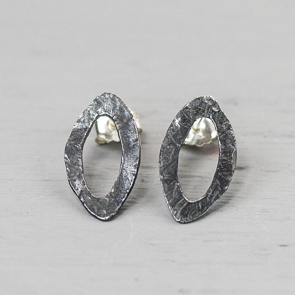 Jeh Jewels geoxideerd 925 zilveren oorstekers