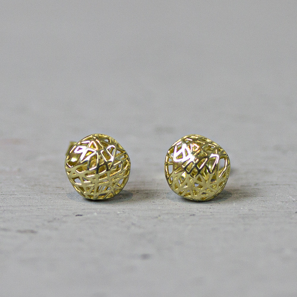 Ronde 3D oorsteker gemaakt van 14 karaat, prachtig in combinatie met de andere 3D sieraden van Jeh Jewels. *Prijswijzigingen voorbehouden in verband met goudkoers en gewicht!