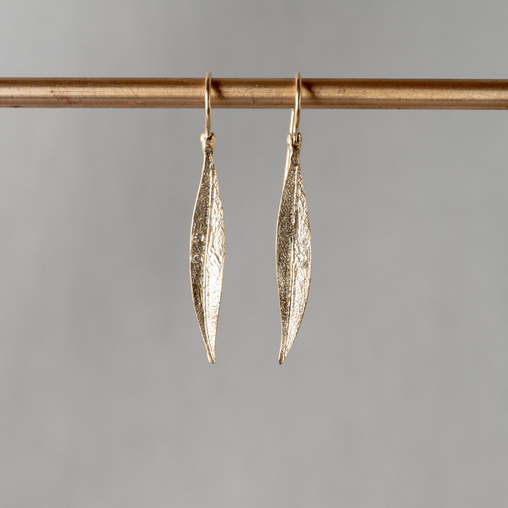 Oorbellen gemaakt van 14 karaat goud, uit de goudcollectie van Jeh Jewels. Bij de oorbellen is ook een bijpassend collier!