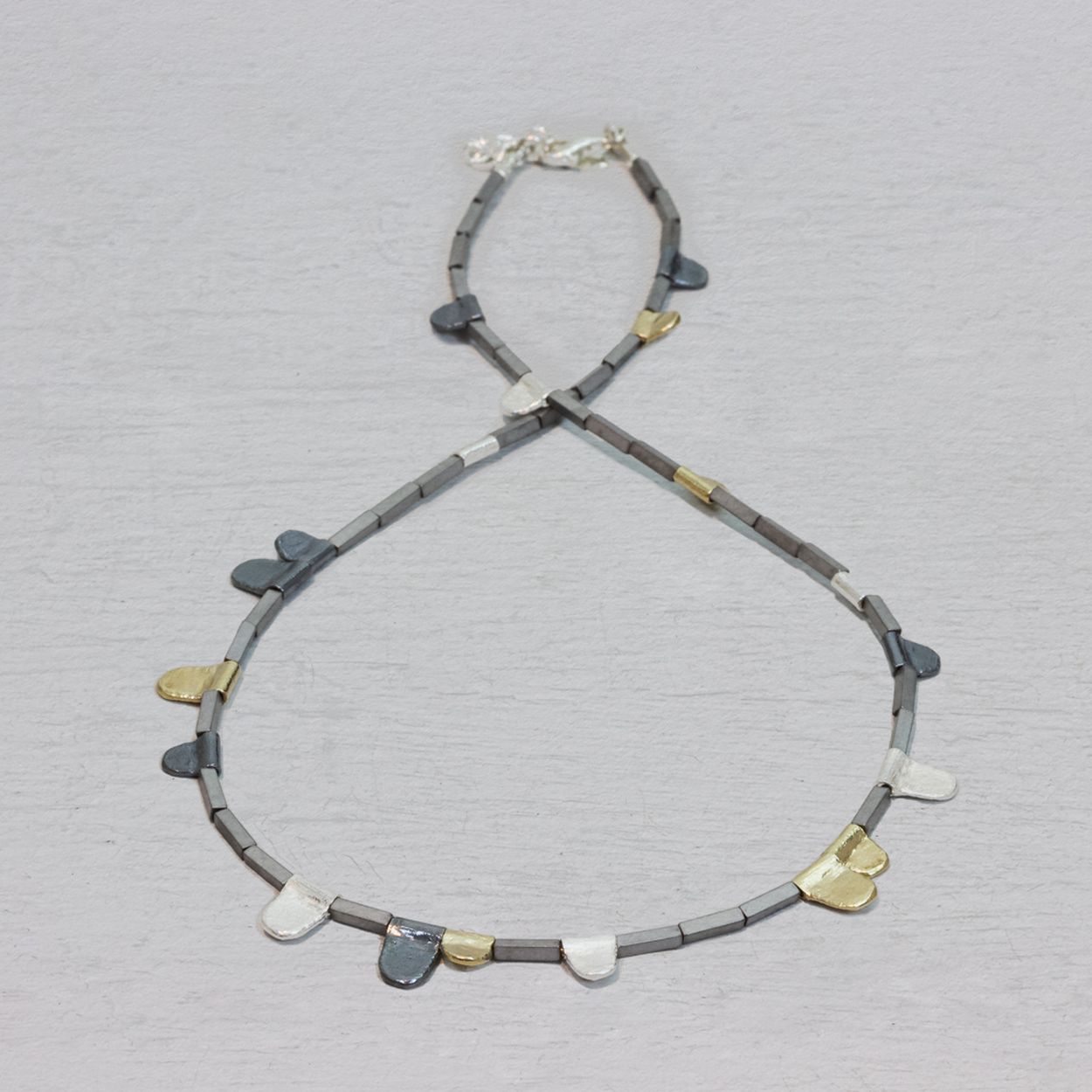 JEH Collier Goldfilled & Zilver met hematiet