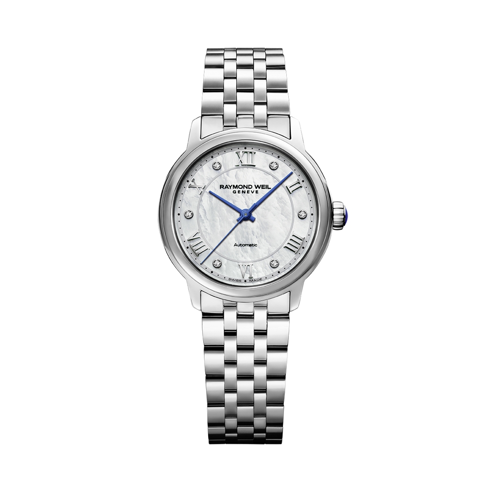 Dit dameshorloge is van het merk Raymond Weil. 
De diameter van de kast is 31 mm.
De verdere specificaties van het horloge zijn als volgt:
Glassoort: saffier
Kastmateriaal: edelstaal
Waterdichtheid: 5 ATM
Techniek: Mechanisch zelfopwindend door arm en polsbeweging
Kastvorm: rond
Wijzerplaat: Parelmoer met 6 Diamantjes totaal 0,023 crt
Diamant type Single cut 8/8 - SI2 tot SI1
Index: Romeinse cijfers
Band: edelstaal schakels
Sluiting: vouwsluiting