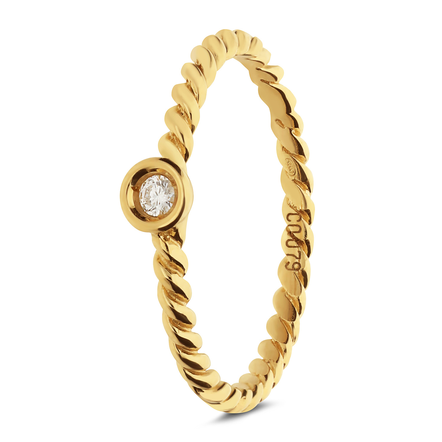 Tijdloze en minimalistische 14 karaat geelgouden ring van Glow. De stralende diamant maakt deze prachtige ring helemaal af. Verkrijgbaar in maat 52, 54 en 56. De ring heeft een breedte van 1,6mm.

GLOW
Benadruk jouw stijl met de verfijnde sieraden van GLOW en laat je inspireren door de uitgebreide collectie 14 karaats gouden sieraden van de hoogste Europese kwaliteit. Ontworpen om elke dag te dragen. Naast tijdloze ontwerpen bestaat de collectie ook uit hippe sieraden; zoals minimalistische gouden collieren en grafische oorknopjes. Wil je een beetje extra stralen? Kies dan voor flonkerende zirkonia of ga voor luxe met onze geraffineerde diamanten sieraden.
  
  Specificaties
  - 214.2154
  - Ring
  - 14 karaat geelgoud
  - Met diamant
  - Maat 54