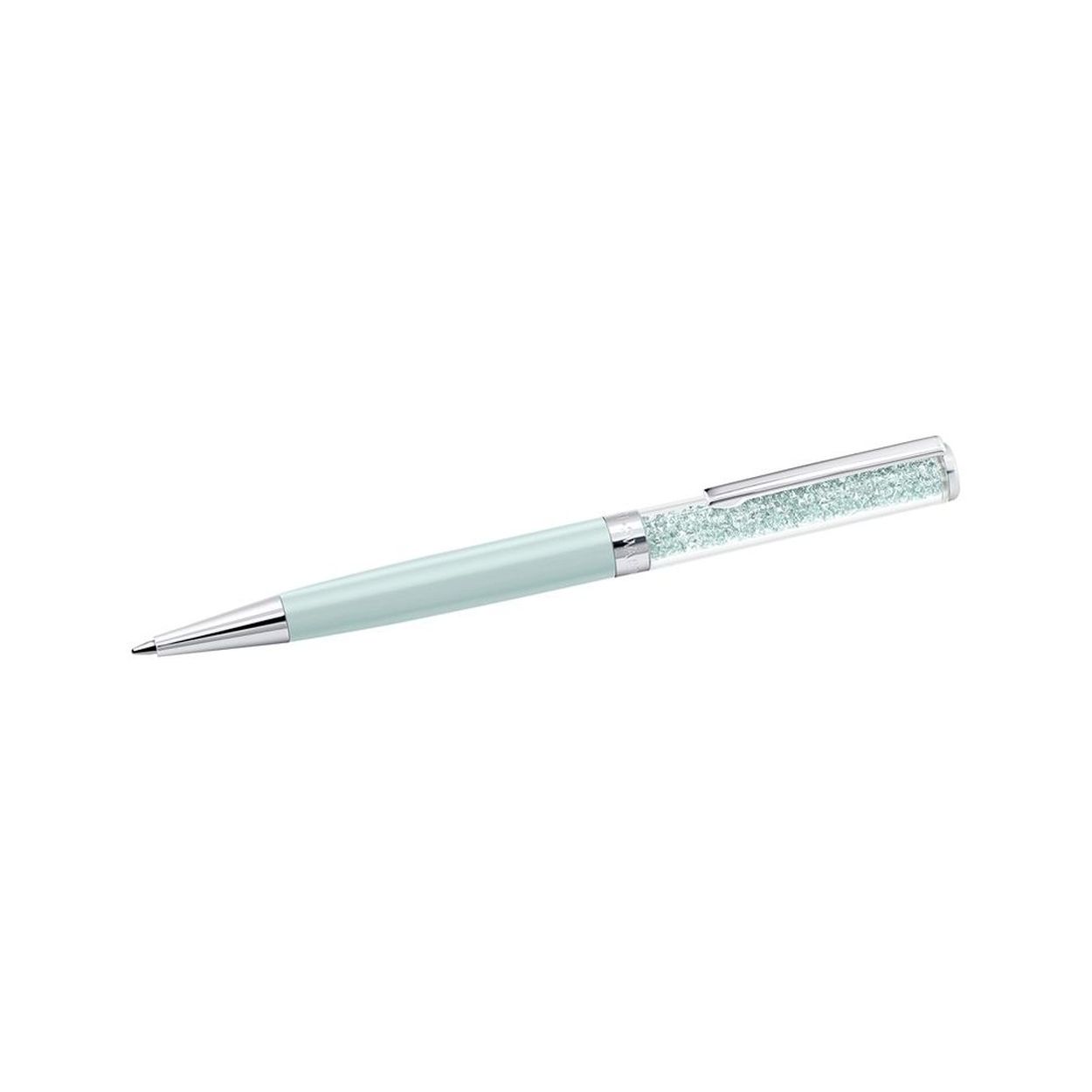 Voeg een vleugje sprankeling toe aan dagelijkse taken met deze nieuwe en verfijnde editie van onze Crystalline-balpen, gevuld met lichtgroene kristallen. De pen wordt geleverd in een elegant etui en bevat een lichtgroen gelakt metalen reservoir, een verchroomde metalen clip en twee Swarovski-logo's rondom het middenstuk. De hoogwaardige inktvulling van de balpen kan worden vervangen. Een perfect cadeau.