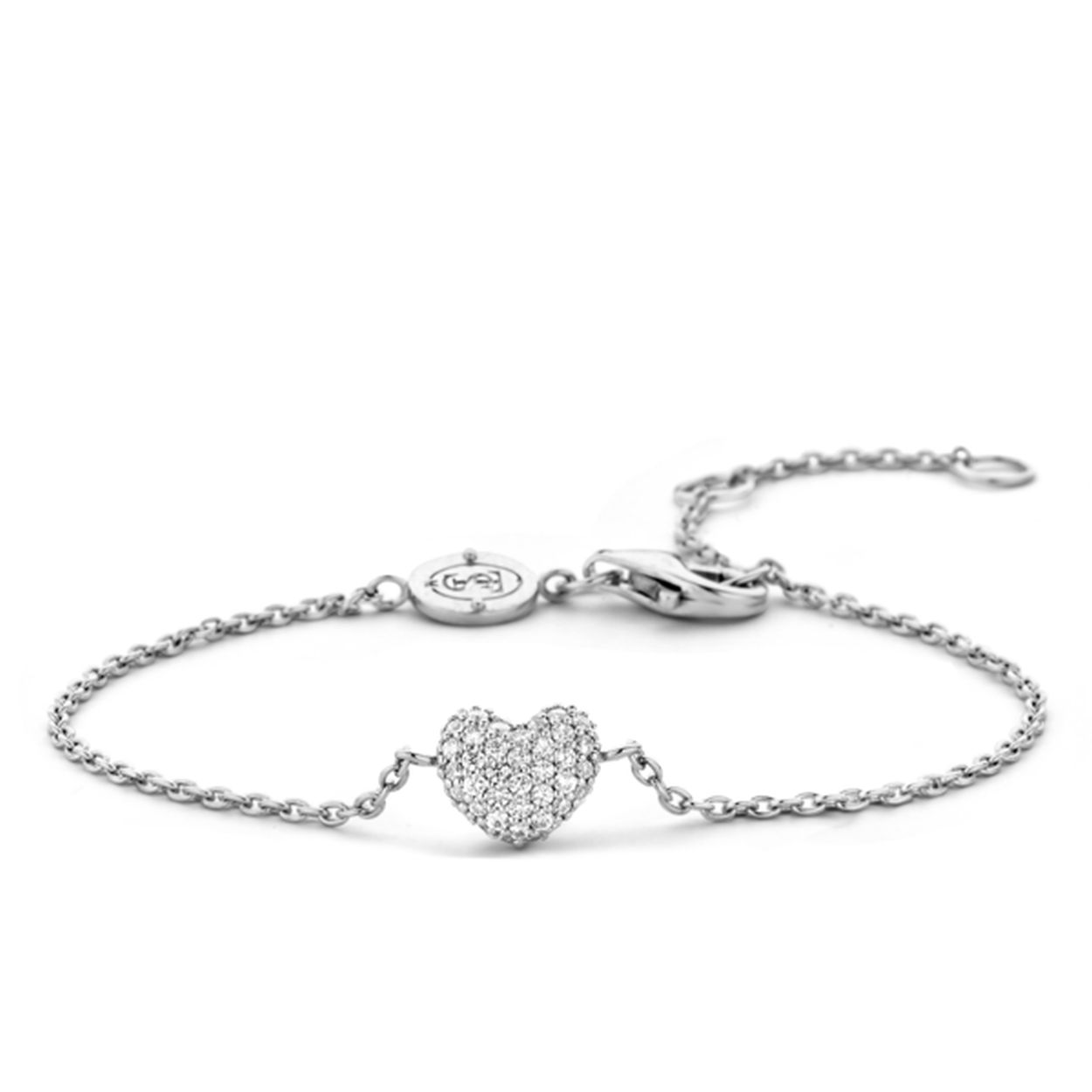 We love you when you wear nothing but TI SENTO. Dit eenvoudige maar perfecte cadeau voor jezelf of je geliefde is met veel zorg gemaakt. De hand gezette zirconia�s geven het sieraad een klassieke look maar doordat het in een hartvorm is gezet blijft het speels. Ook dit juweeltje is gemaakt van het puurste 925 sterling silver volgens de goudsmid standaard. De rhodium laag zorgt voor extra bescherming en glans. Met dit item draag je een vleugje magie om je pols.