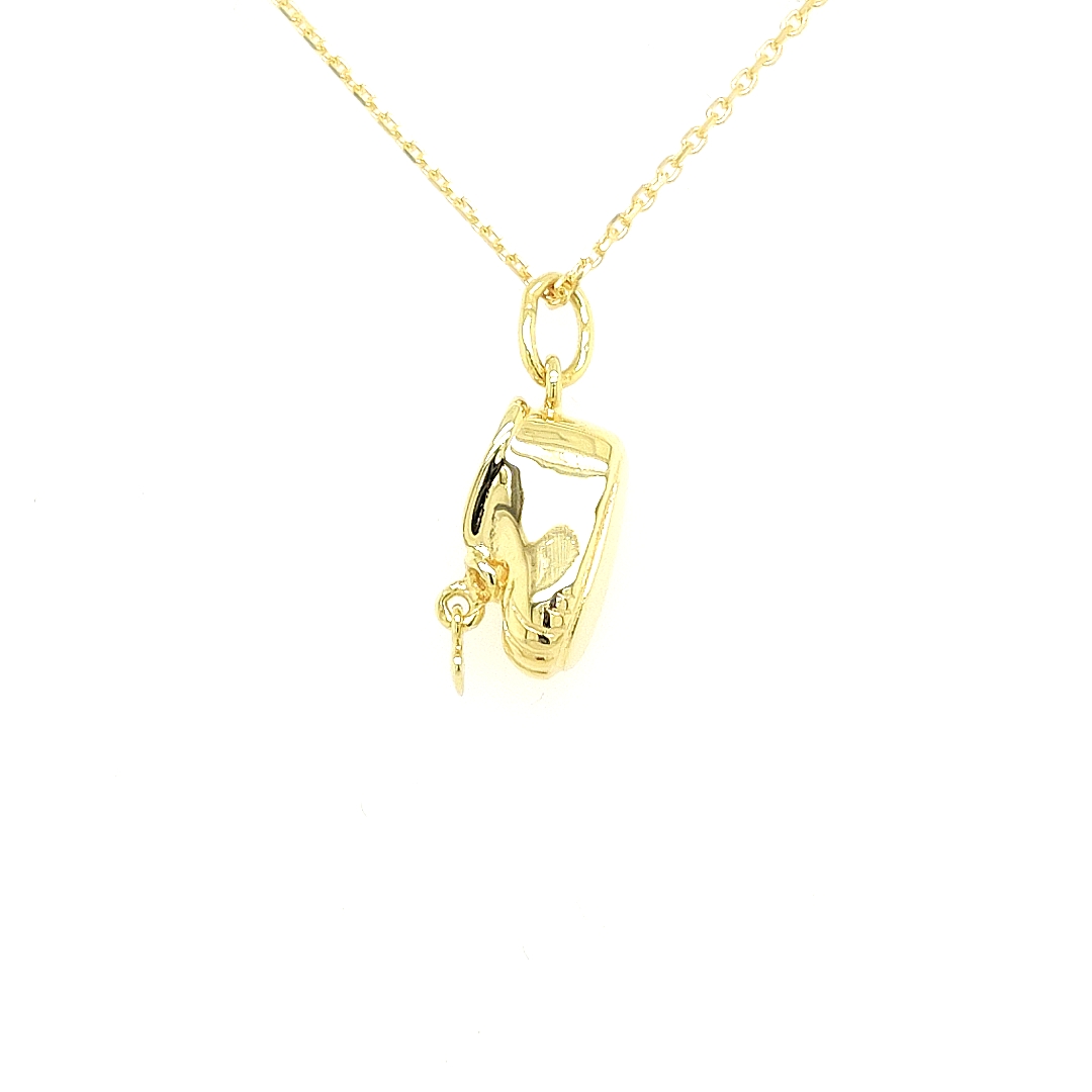 Deze geel gouden hanger / bedel is erg gedetailleerd bewerkt. Dit babyschoentje is zwaar van gewicht en daardoor erg duurzaam.

Note: het kettinkje hoort niet bij de hanger, deze is enkel gebruikt voor de foto.
