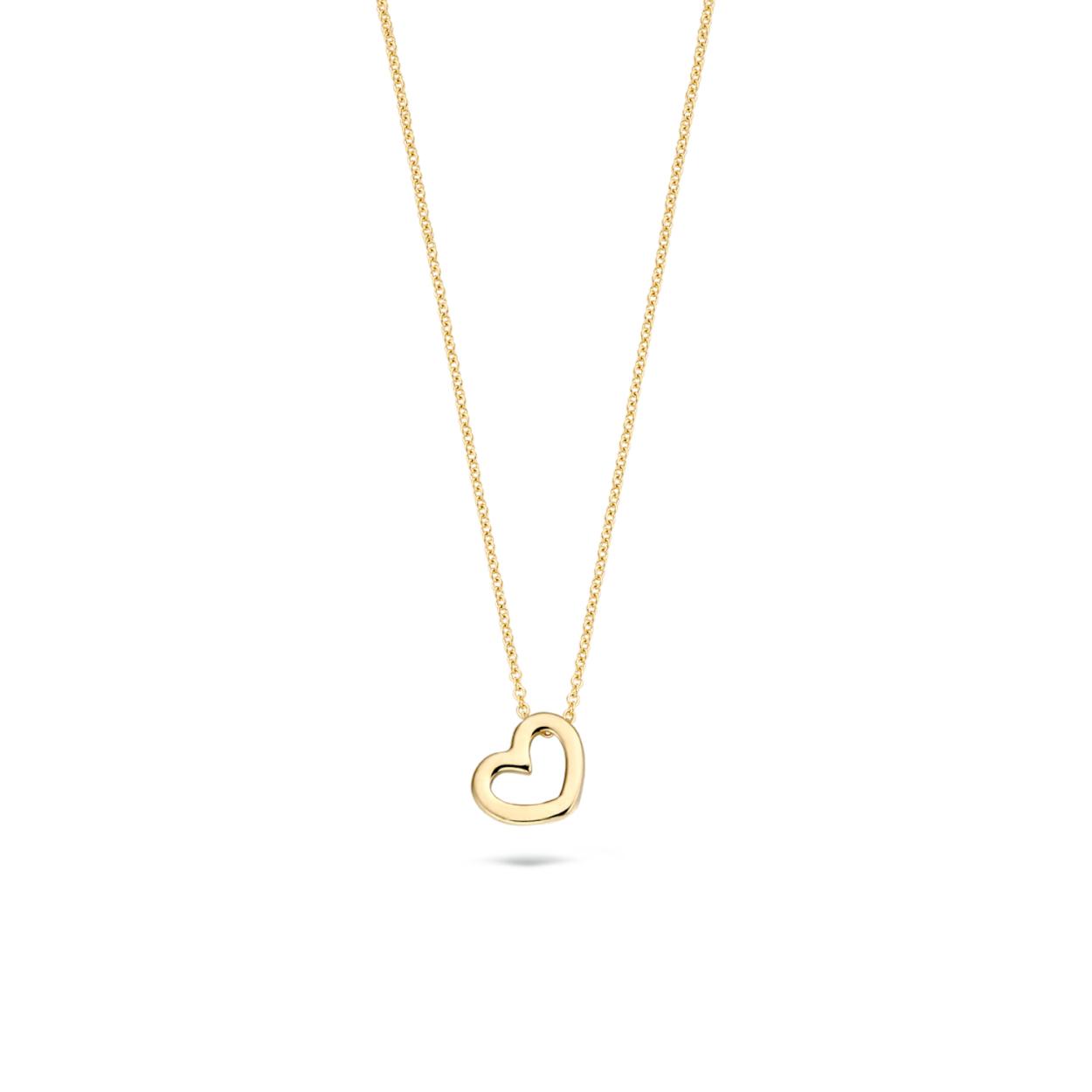 The chance to Blush 
Blush jewels worden met zorg, liefde en oog voor detail gemaakt van 14 karaat goud. 
Een geelgouden collier, met een geelgouden hart. Perfecte ingredi�nten voor dit stijlvolle gouden Blush collier { 3081YGO }. De diameter van de hanger is 8mm. Dit collier is geschikt voor elke gelegenheid. De ketting is 42 cm lang en sluit met een gouden karabijnslotje. 
Blush Jewels worden geleverd in een Blush geschenkverpakking. 
From the heart