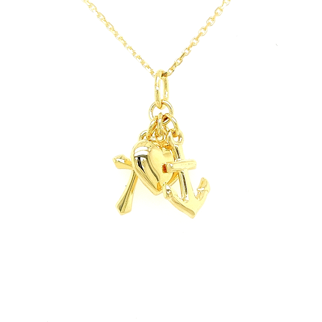 Deze geel gouden hanger bestaat uit een kruisje, ankertje en hartje. De combinatie van deze drie symbolen staat voor geloof, hoop en liefde. Deze hanger is geschikt om zowel aan een ketting als aan een armband te hangen.

Note: het kettinkje hoort niet bij de hanger, deze is enkel gebruikt voor de foto.