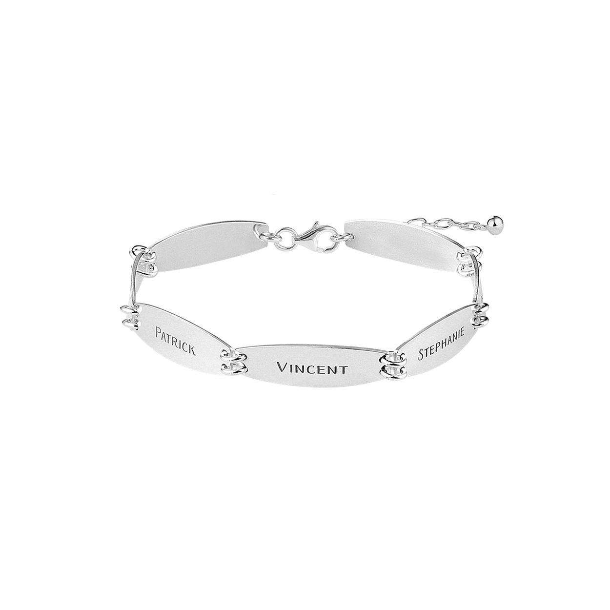 Ben je op zoek naar een leuk cadeau? Vanaf nu hebben we zilveren naamarmbanden waarin 7 namen kunnen worden gegraveerd. Omdat geen enkel familielid kan ontbreken aan de armband.

Deze armband is 23 x 7,5 mm hoog. De dikte van de hanger is 0,7 mm.

De armband heeft een lengte van 17 - 20 cm. Het kan dus in veel verschillende lengtes gedragen worden.

Deze armband is gemaakt van 925 Sterling zilver, maar is ook leverbaar in goud.