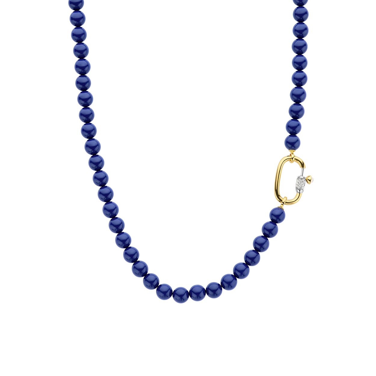 Deze TI SENTO – Milano gold-plated zilveren ketting 3967BL/48 kenmerkt zich door de lapis blauwe stenen en onze luxueuze gold-plated sluiting. De sluiting is versierd met een handgezet pavé van witte cubic zirconia stenen. De ketting is gemaakt van 925 sterling zilver. De extra veilige sluiting is speciaal ontworpen zodat het altijd bij je blijft. De lengte is 48 cm en niet verstelbaar.
