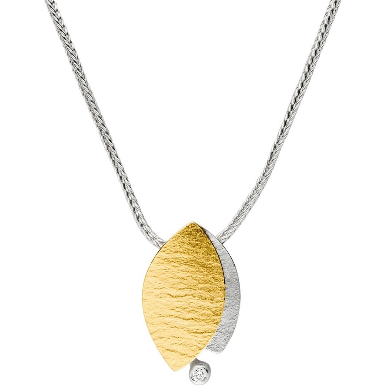 K1165BR

Lengte collier: 45 cm

Zilver gecombineerd met goud in een strakke eigenzinnige stijl. Alle sieraden worden in een beperkte oplage met de hand gemaakt en dit geeft deze collectie een uniek karakter.