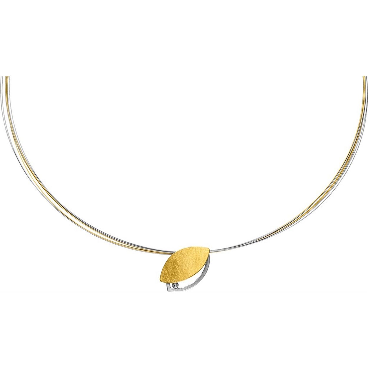 Manu Collier zilver met 22 krt goud en briljant
De handgemaakte design sieraden van MANU zijn stuk voor stuk iconen waarmee de drager zijn persoon onderstreept. Bijzondere edelmetalen en contrastrijke combinaties kenmerken MANU.