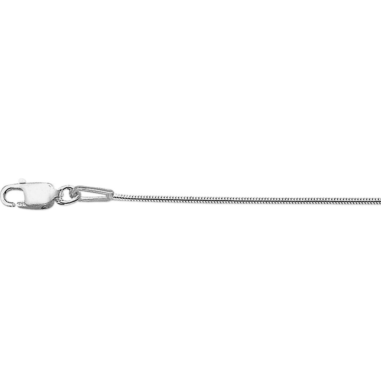 Witgouden slang collier met een draaglengte van 41cm en een extensie van 4cm. Uitgevoerd met een karabijn sluiting.