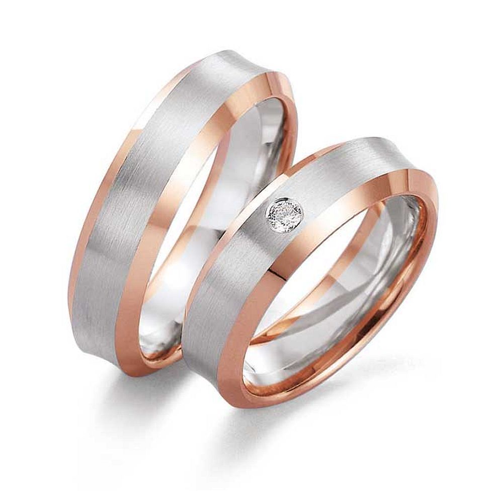 De Gettmann trouwringen worden gemaakt in Duitsland.
Dit set in 585 wit- en rose goud heeft een breedte van 6mm.
De damesring is gezet met diamant, briljant slijpsel, en heeft een totaal gewicht van 0,050ct SI-TW.

Gettmann trouwringen zijn in meerdere gehaltes en kleuren leverbaar. Vraagt u ons naar de mogelijkheden en bijbehorende actuele prijzen.

