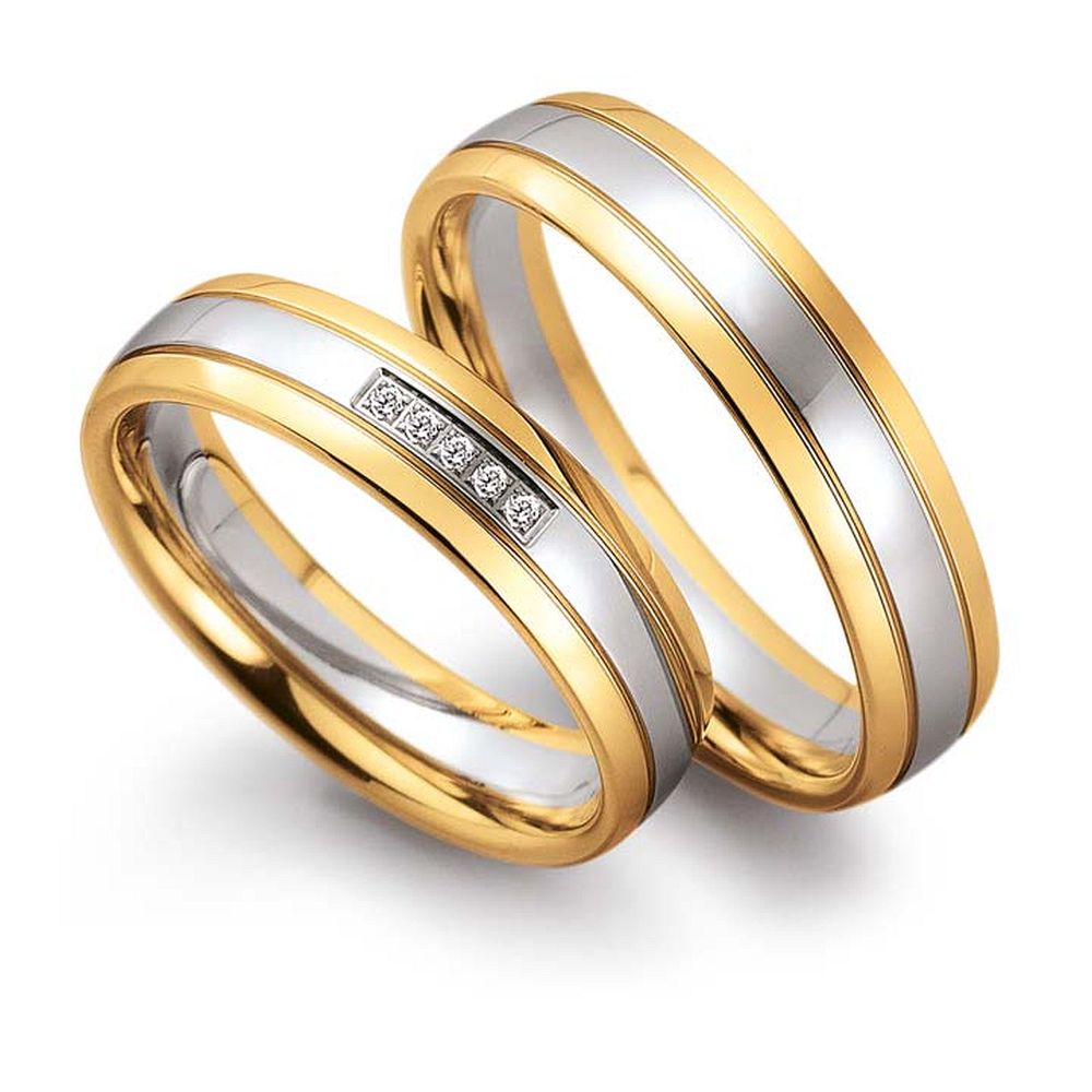 De Gettmann trouwringen worden gemaakt in Duitsland.
Dit set in 585 wit- en geelgoud heeft een breedte van 5mm.
De damesring is gezet met diamant, briljant slijpsel, en heeft een totaal gewicht van 0,025ct SI-TW.


Gettmann rouwringen zijn in meerdere gehaltes en kleuren leverbaar. Vraagt u ons naar de actuele prijzen en mogelijkheden.

