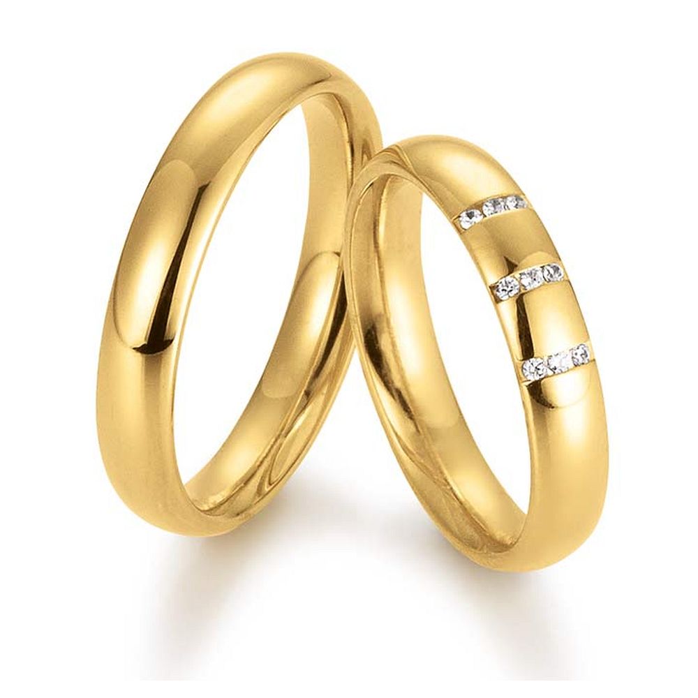 De Gettmann trouwringen worden gemaakt in Duitsland.
Dit set in 585 geelgoud heeft een breedte van 4mm.
De damesring is gezet met diamant, briljant slijpsel, en heeft een totaal gewicht van 0,045ct SI-TW.

Gettmann trouwringen zijn in meerdere gehaltes en kleuren leverbaar. Vraagt u ons naar de actuele prijs en mogelijkheden.

