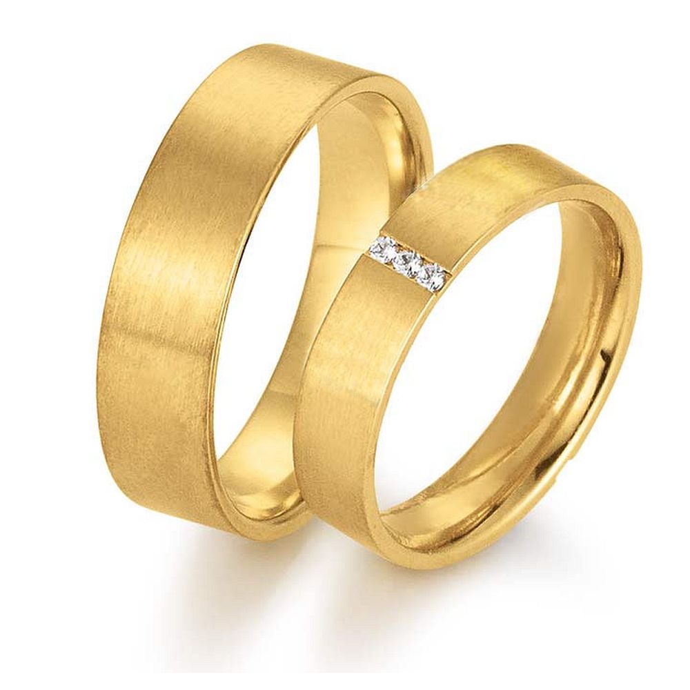 De Gettmann trouwringen worden gemaakt in Duitsland.
Dit set in 585 geelgoud heeft een breedte van 4.5mm.
De damesring is gezet met diamant, briljant slijpsel, en heeft een totaal gewicht van 0,030ct SI-TW.

Gettmann trouwringen zijn in meerdere gehaltes en kleuren leverbaar. Vraagt u ons naar de actuele prijzen en mogelijkheden.

