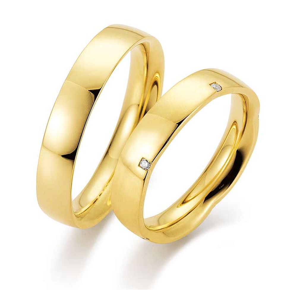 De Gettmann trouwringen worden gemaakt in Duitsland.
Dit set in 585 geelgoud heeft een breedte van 4.5mm.
De damesring is gezet met diamant, briljant slijpsel, en heeft een totaal gewicht van 0,050ct SI-TW.

Gettmann trouwringen zijn in meerdere gehaltes en kleuren leverbaar. Vraagt u ons naar de actuele prijzen en mogelijkheden.

