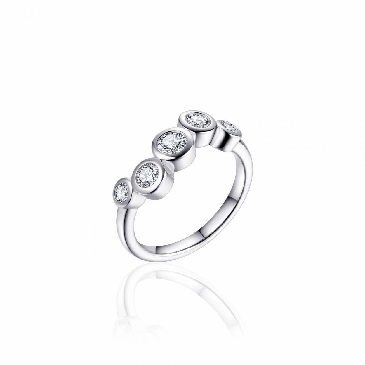 zilveren dames ring met zirkonia.