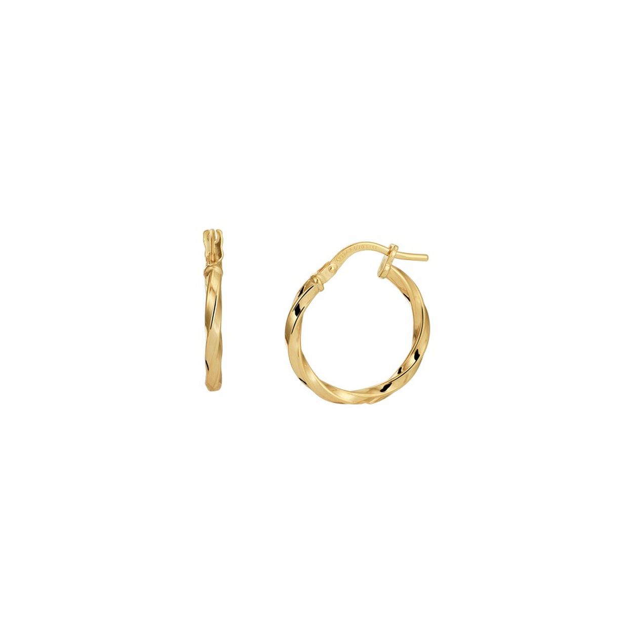 ZilGold Geelgoud/zilverkern oorringen gedraaide buis 2,0mm
14k Geelgouden oorringen met daarin een kern van 925 zilver. De oorringen hebben een dikte van 2mm en een diameter van 19.5mm.