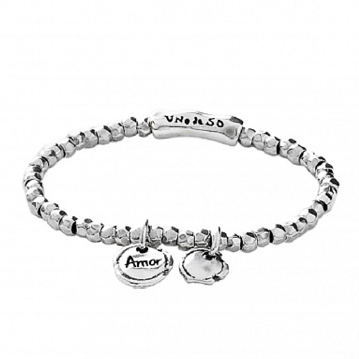 Deze armband is van het merk UNO de 50. Het is een damessieraad gemaakt van metaal. De armband is zilver van kleur. De maat van het sieraad is 15.