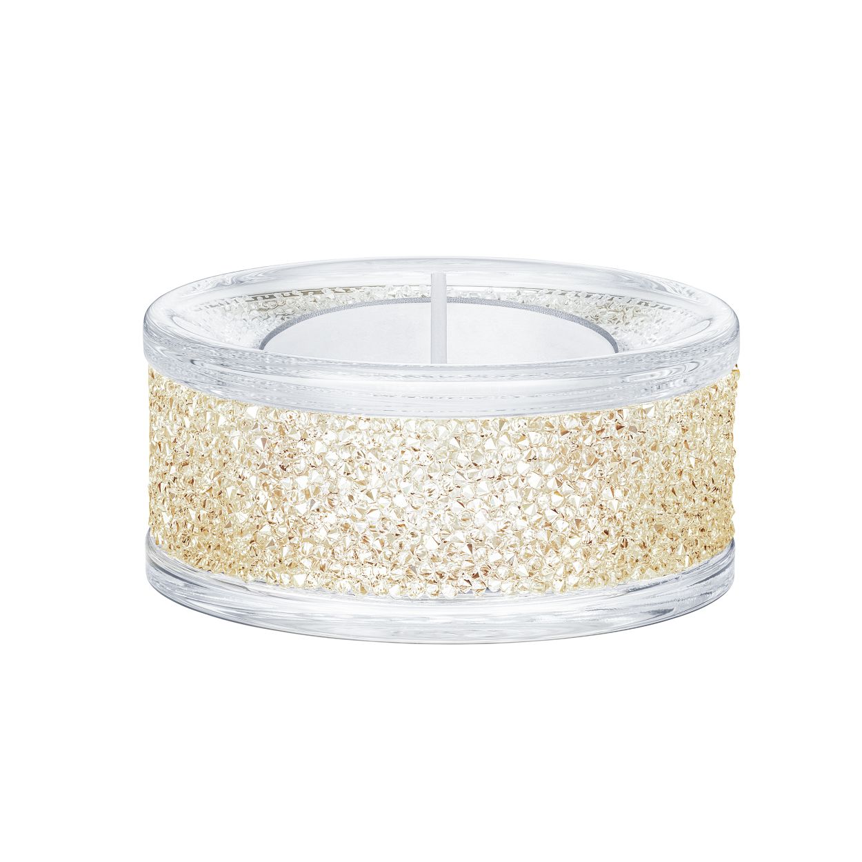 Versiert met meer dan 1500 Swarovski kristallen, geplaatst met behulp van de Crystal Rocks-techniek. Deze eigentijdse glazen theelichthouder schijnt helder in gouden tonen. Laat gegarandeerd elke ruimte schitteren; het zal een glamoureuze sfeer creëren, zowel overdag als 's avonds. Een perfect cadeau voor een geliefde. Decoratief object. Geen speelgoed. Niet geschikt voor kinderen jonger dan 15 jaar. Kaars niet inbegrepen.

Artikelnr.: 5428724
Collectie:  Shimmer
Kleur:  Goudkleurig
Grootte: 3.15 x 6.7 x 6.7 cm
Materiaal:  Kristallen