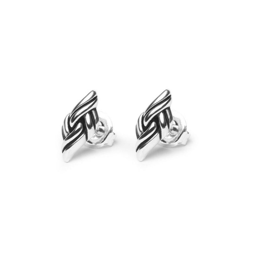 De Katja oorknopjes zijn prachtige sterling zilveren oorknopjes op basis van de karakteristieke Katja-link.
Deze tijdloze en stevige kleine oorknopjes passen perfect bij elke outfit en zijn een indrukwekkende toevoeging aan elke look, of je nu voor de modern of stoere look gaat.