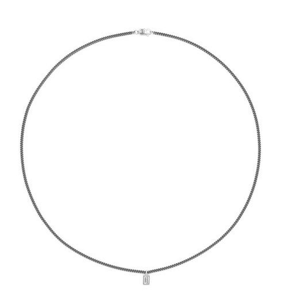 De Essential XS ketting is een mooie ketting, ideaal om te pronken met je hangers! Handgemaakt en tijdloos zoals alle Buddha to Buddha-sieraden.
\nDe ketting kan perfect worden gecombineerd met andere Buddha to Buddha-sieraden. De Essential XS ketting is iets kleiner dan de Essential Necklace.