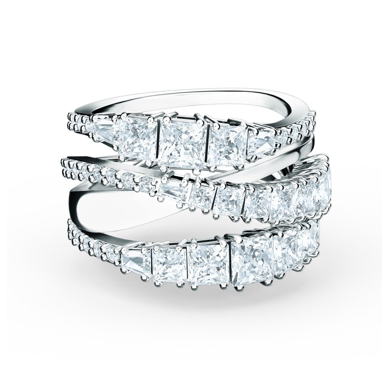 Deze prachtige ring van Swarovski is zowel complex als weelderig en herintroduceert de spiraaltrend op schitterende wijze. Zacht gebogen lijnen van witte kristallen in verschillende formaten en ronde, vierkante en taps toelopende baguette-vormen sprankelen op briljante wijze met talloze facetten. Het elegante design is glanzend afgewerkt waardoor hij perfect is om je stijl aan te kleden en een stralend vleugje glamour aan je look toe te voegen.