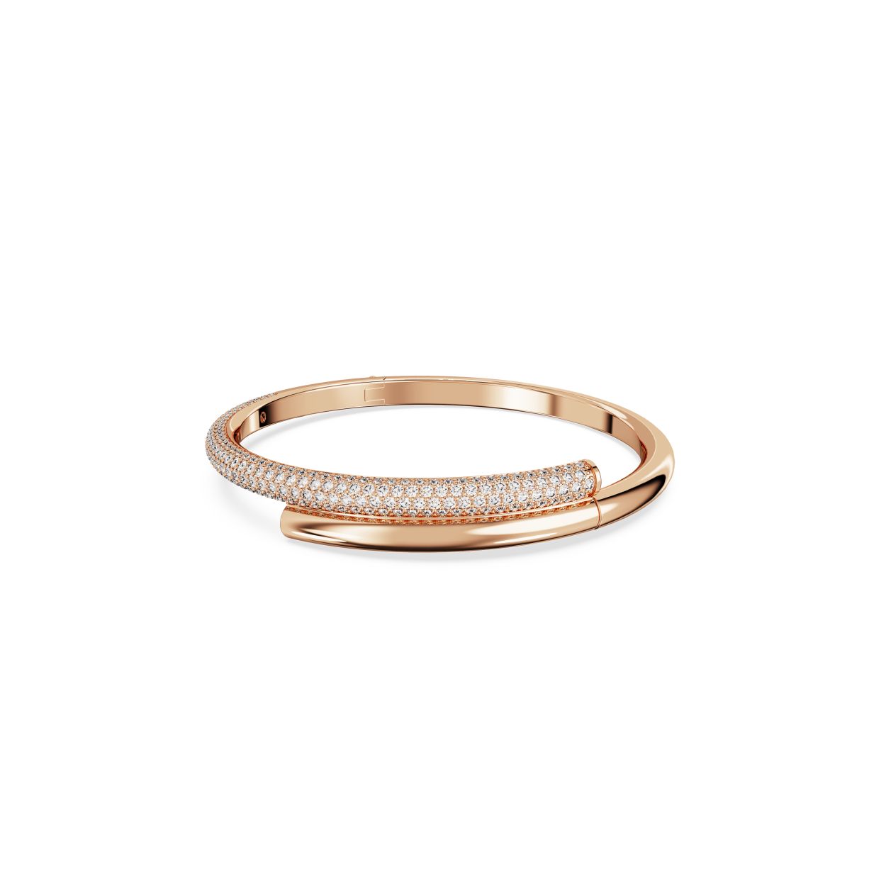 Deze crossover-armband loopt elegant rond de pols en levert maximale impact. Het buisvormige ontwerp is een prachtige combinatie van klassieke en eigentijdse stijlen en heeft een ros�goudkleurige band waarvan een helft volledig is versierd met een heldere pav�. De armband is gemaakt met een verborgen magneetsluiting voor een perfecte afwerking. Een tijdloos stuk dat uw alledaagse stijl een boost geeft.