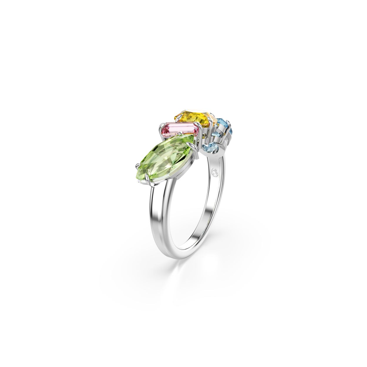 Omarm elk facet van uw persoonlijkheid met de levendige verscheidenheid aan kleuren in deze Gema-bandring. Het sieraad met rhodium toplaag is vreugdevol bezet met kristallen in verschillende vormen en tinten. Een speelse toevoeging aan uw sieradencollectie voor elke dag. Combineer het met een bijpassende hanger of oorbellen voor een look die uw stemming verbetert.