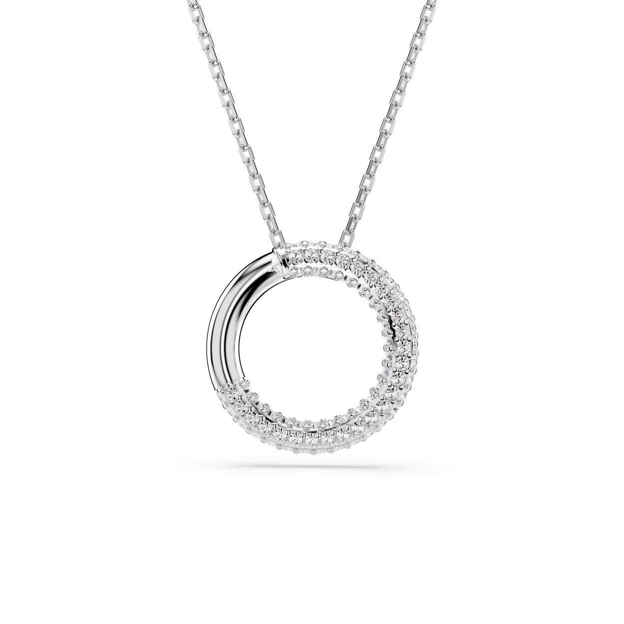 Deze fascinerende Dextera-hanger bestaat uit een centrale ring waarvan de helft is bezet met een pavé van heldere kristallen. Zo ontstaat een stralende lichtcirkel. Het ontwerp met rhodium toplaag hangt aan een elegante ketting en is afgewerkt met een karabijnsluiting. Het perfecte stuk om je alledaagse stijl een subtiele glans te geven.