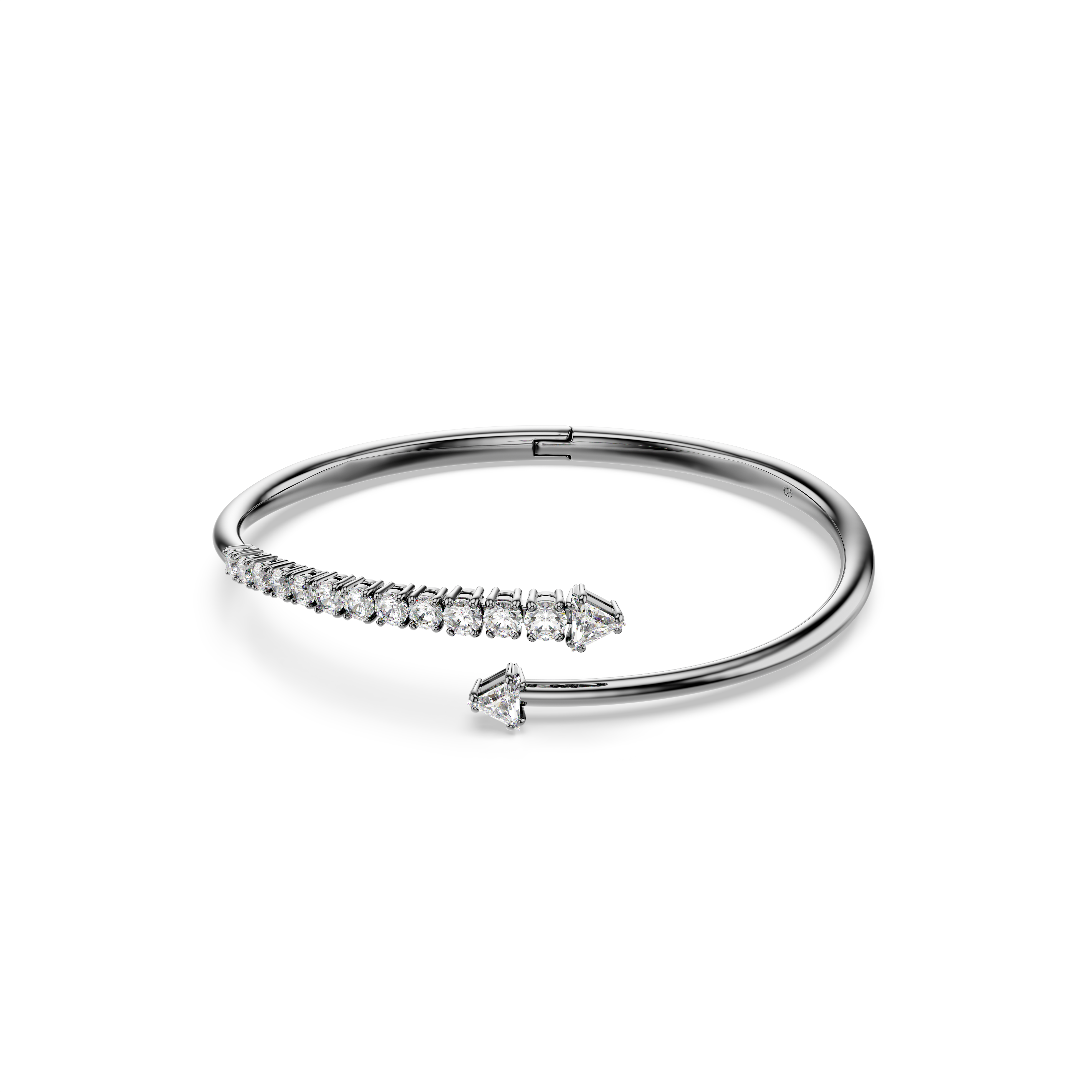 Laat uw alternatieve kant stralen met deze indrukwekkende Sublima-armband. De band met ruthenium toplaag is open en wikkelt zich als een spiraal om de pols met diverse heldere Swarovski Zirkonia in klauwzetting. De puntige uiteinden zorgen voor een eigentijdse afwerking en passen perfect bij andere sieraden uit dezelfde expressieve lijn.