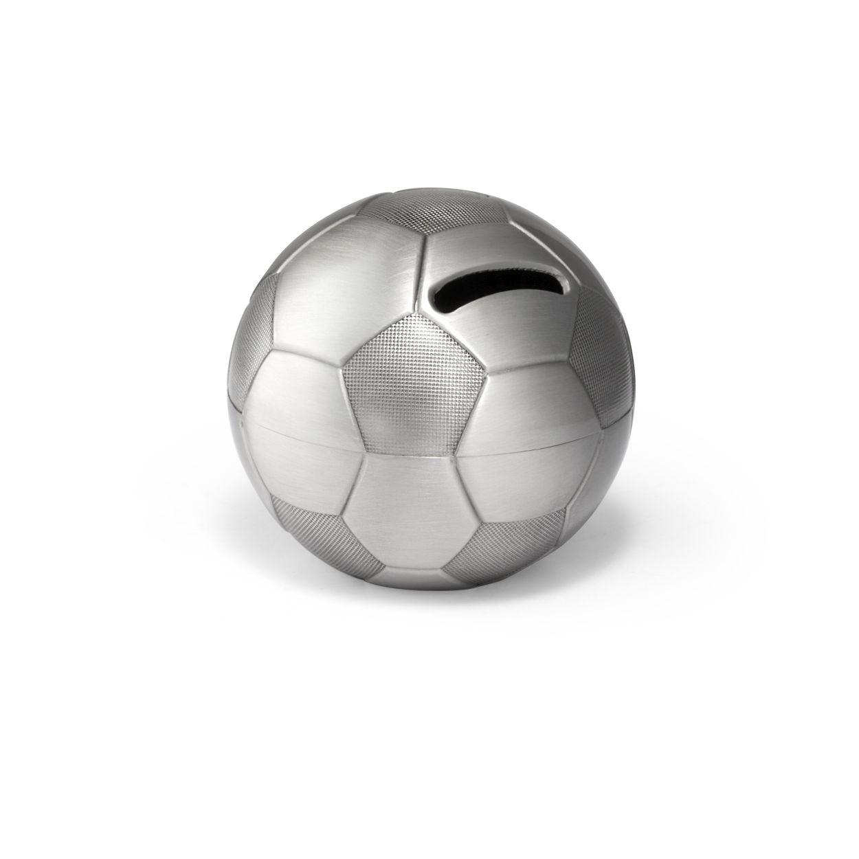 Zilverstad Spaarpot in de vorm van een voetbal. Voor de voetbal liefhebbertjes is dit een leuke manier om op een bewuste manier met geld om te leren gaan. De diameter van de voetbal spaarpot is 8.5centimeter. Mat gelakt.