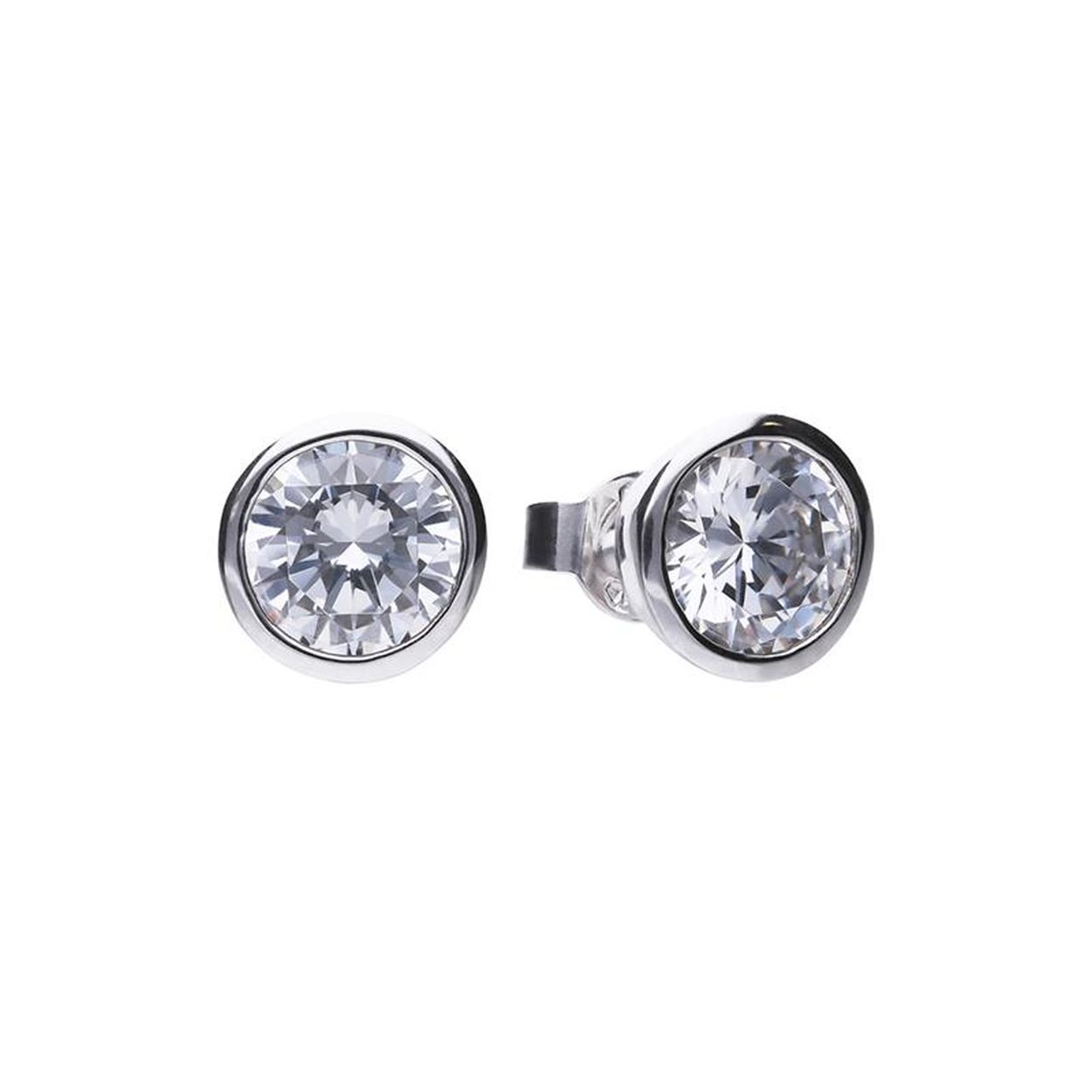 De zilveren sieraden van Diamonfire stralen pure klasse uit door de subtiele vormgeving en platina afwerking. 

De stenen worden vanaf 4 mm handgeslepen en kunnen gemeten worden aan loepzuivere diamanten op het gebied van schittering, kleur en zuiverheid.

Diamonfire staat voor perfectie! Om dit te kunnen nastreven moeten de stenen voldoen aan dezelfde eisen als die van de kostbaarste diamanten. 

Alleen de stenen die op deze waarden ‘uitstekend’ scoren, worden gebruikt voor de Diamonfire collectie.

Alle sieraden zijn van eersteklas 925 zilver. Voor een mooie afwerking en een prachtige kleur brengt Diamonfire vervolgens drie lagen edelmetaal aan. Dit zijn Palladium, Rhodium en Platina.