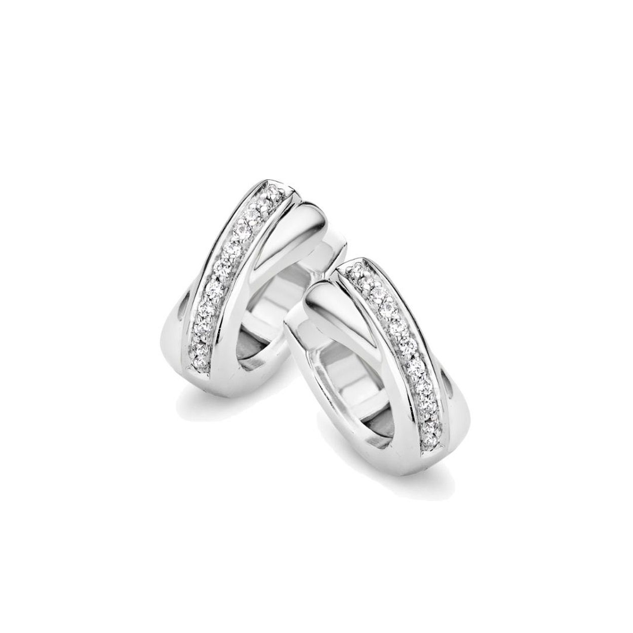 Zilveren creolen gekruist over elkaar 1rij bezet met zirkonia